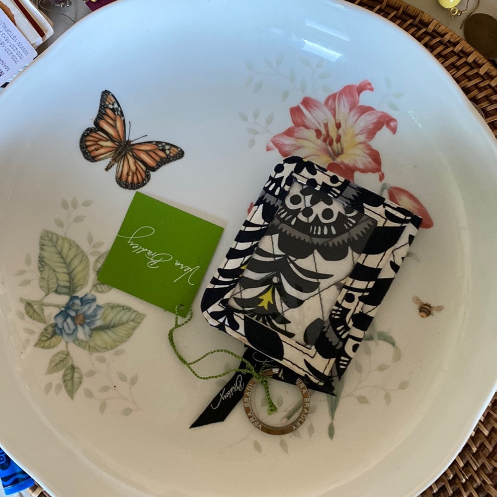 🌻SALE🌻In a Snap Card Case